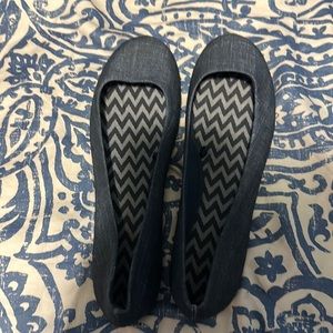 Navy blue flats